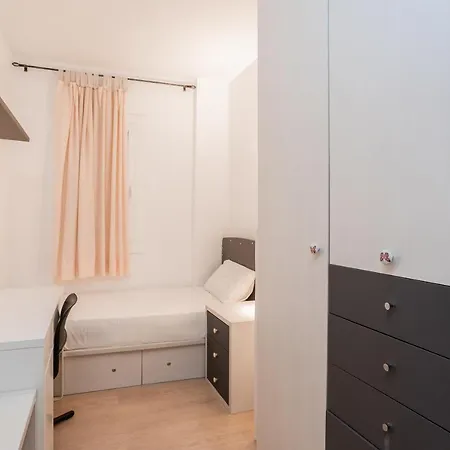 Quiet 2br Near Marina Metro Workspace Apartamento