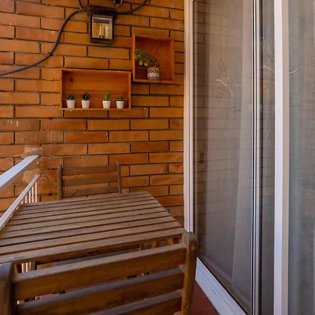 Sunny Beachside Haven 2 Bd In The Marina District * Barcelona